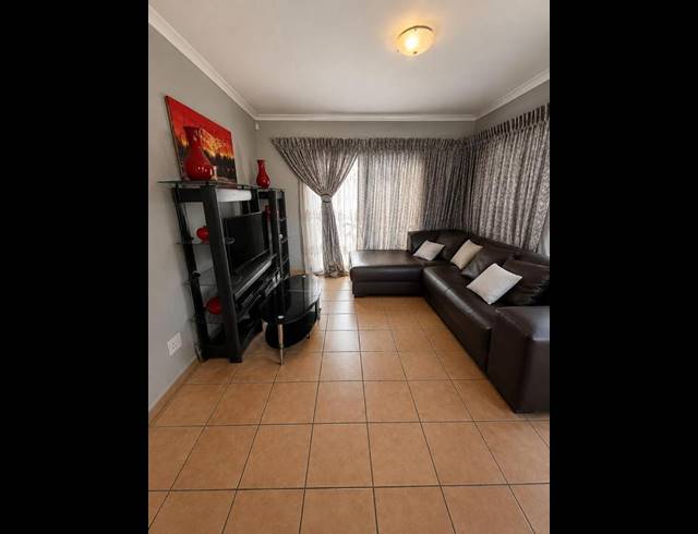 3 BEDROOM HOUSE FOR SALE IN TERENURE